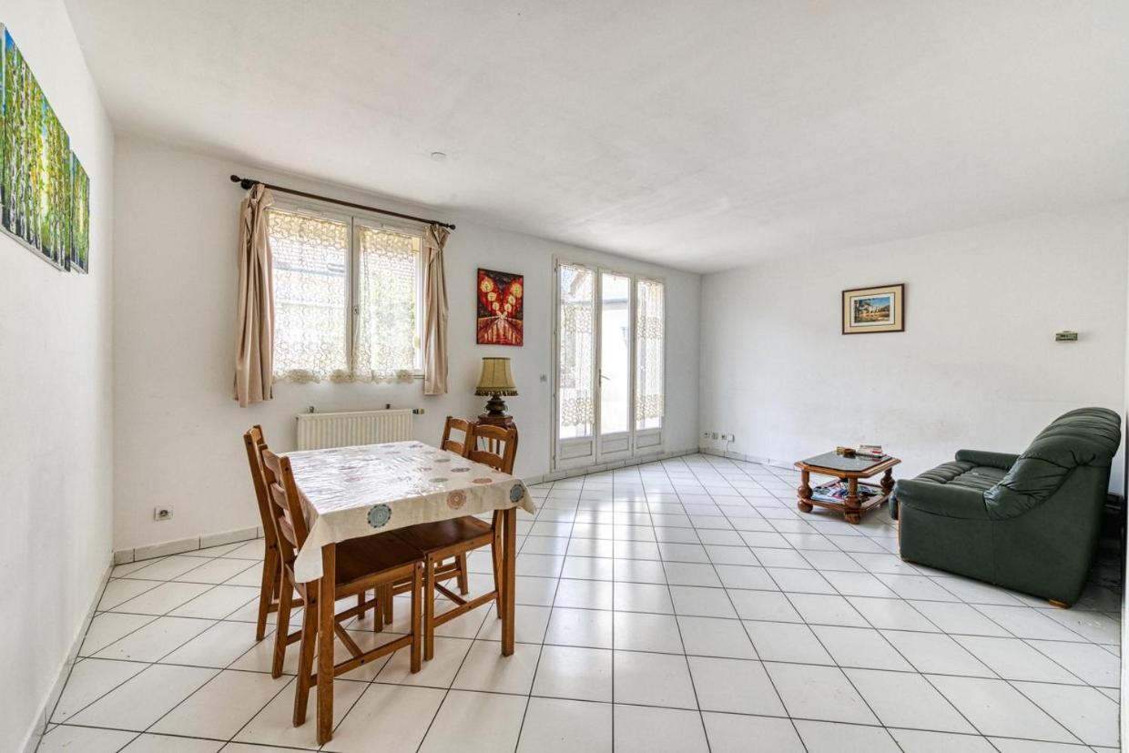 Location Chambre Double Dans Appartement - Cergy Exterior photo